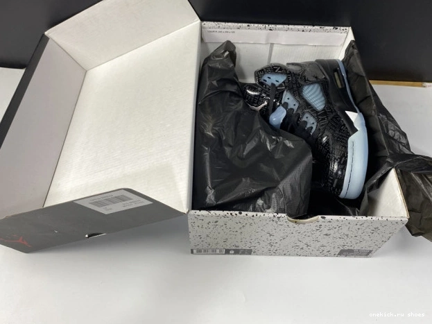 Cheap Jordan 633068-010 Retro AIR Doernbecher 5 0525